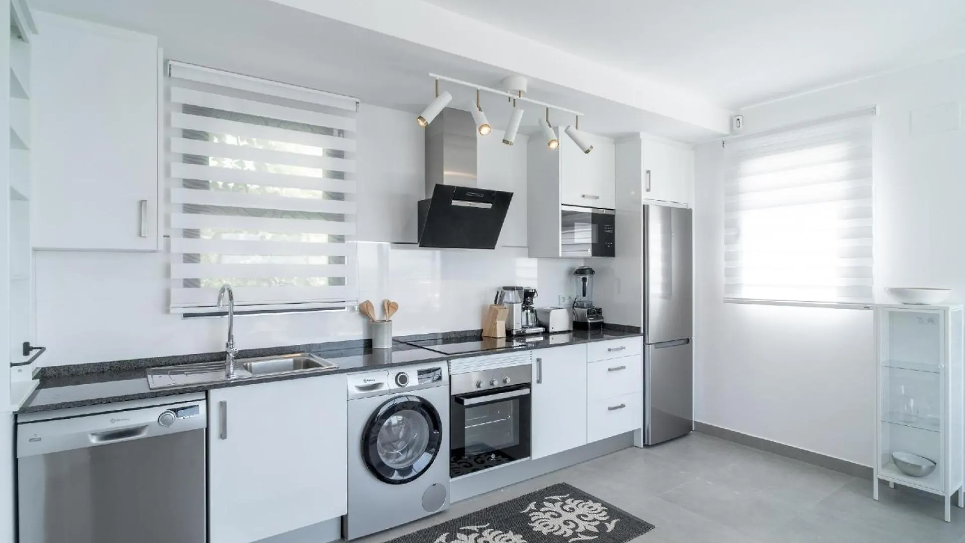 Ferienwohnung Fuer 4 Personen Ca 80 Qm In Nerja, Andalusien Costa Del Sol 아파트 네르하