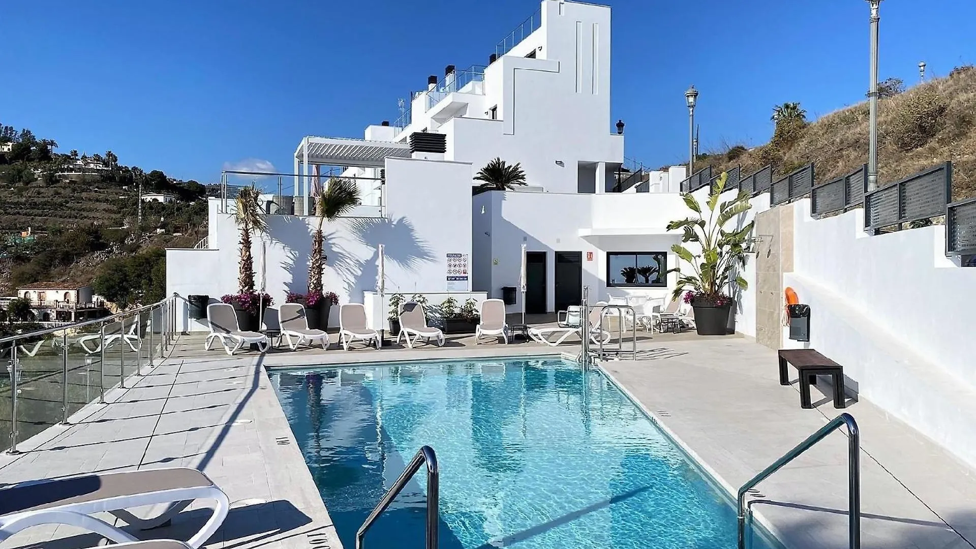 아파트 Ferienwohnung Fuer 4 Personen Ca 80 Qm In Nerja, Andalusien Costa Del Sol